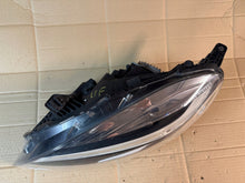 Laden Sie das Bild in den Galerie-Viewer, Frontscheinwerfer Volvo V40 31677018 Links Scheinwerfer Headlight SCH1083271859pj