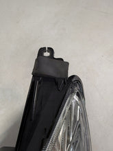 Laden Sie das Bild in den Galerie-Viewer, Frontscheinwerfer Ford C-Max AM5113W030AF FALSE Scheinwerfer Headlight SCH5187427806cx