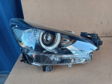 Load image into Gallery viewer, Frontscheinwerfer Mazda 2 D43N-51040 D43N-51030 Full LED Rechts oder Links