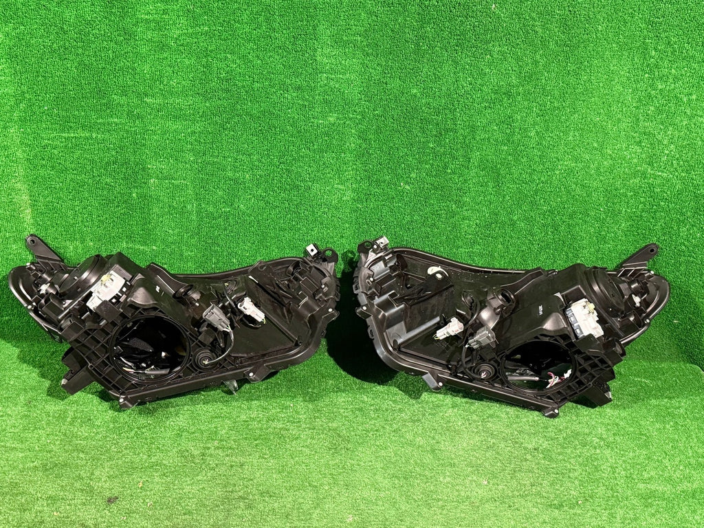 Frontscheinwerfer Toyota CSC24152 Ein Satz Scheinwerfer Headlight SCH6997403640th
