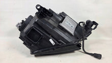 Laden Sie das Bild in den Galerie-Viewer, Frontscheinwerfer Skoda Karoq 57B941035B Links Scheinwerfer Headlight SCH4047996898ba
