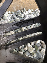 Laden Sie das Bild in den Galerie-Viewer, 1x Alufelge 17 Zoll 7.0&quot; 5x114.3 PZ406-T067G Toyota Rim Wheel