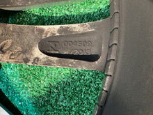 Laden Sie das Bild in den Galerie-Viewer, 1x Alufelge 18 Zoll 7.5&quot; 6x139.7 46ET Mitsubishi Pajero Iv Rim Wheel