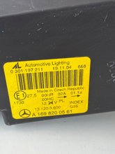 Load image into Gallery viewer, Frontscheinwerfer Mercedes-Benz W169 1698200561 Links Scheinwerfer Headlight SCH2316739403bh
