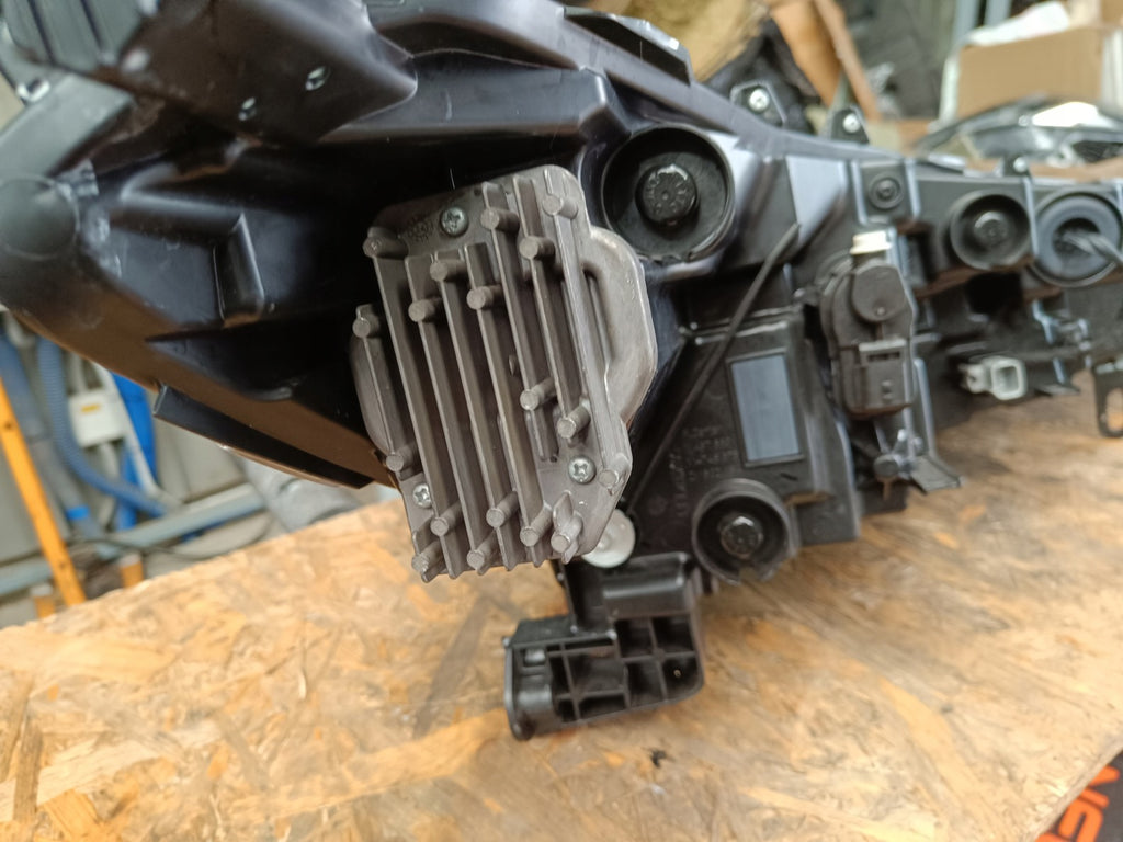 Frontscheinwerfer Toyota Corolla LED Links Scheinwerfer Headlight SCH6735346233pv