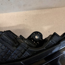 Laden Sie das Bild in den Galerie-Viewer, Frontscheinwerfer Audi A6 4K0941036 Full LED Rechts Scheinwerfer Headlight