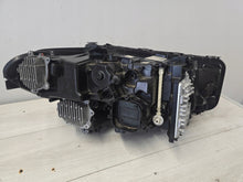 Load image into Gallery viewer, Frontscheinwerfer BMW G30 F90 5A388F1 Laser Ein Stück (Rechts oder Links) SCH1330899234om