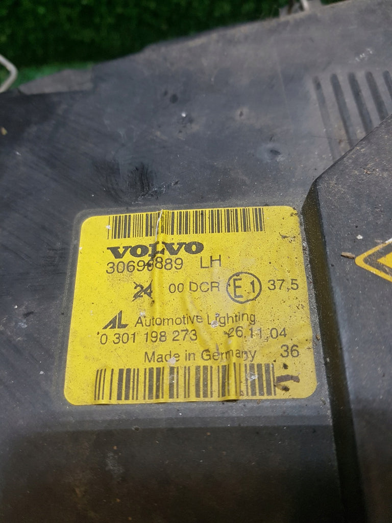 Frontscheinwerfer Volvo V50 30698889 0301198273 Links Scheinwerfer Headlight SCH5269271141sz