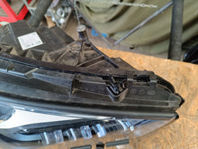 Load image into Gallery viewer, Frontscheinwerfer Mercedes-Benz Cla A1189068601 LED Rechts Headlight SCH6310880697ex