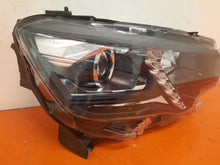 Laden Sie das Bild in den Galerie-Viewer, Frontscheinwerfer Peugeot Rifter 90146218 Rechts Scheinwerfer Headlight SCH9845840425tv