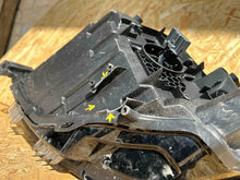 Laden Sie das Bild in den Galerie-Viewer, Frontscheinwerfer Peugeot 2008 II 9841641980 Full LED Rechts Headlight