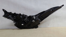Laden Sie das Bild in den Galerie-Viewer, Frontscheinwerfer Toyota C-Hr 81130-YP28081110-YP280-00 LED Rechts Headlight