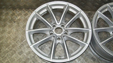 Laden Sie das Bild in den Galerie-Viewer, 4x Alufelge 17 Zoll 7.5" 5x112 27ET Glanz Silber 6868217 BMW 5 G30 G32 G11 FEL5069586299vu