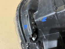 Laden Sie das Bild in den Galerie-Viewer, Frontscheinwerfer Citroën C1 II 81110-0H170 Rechts Scheinwerfer Headlight