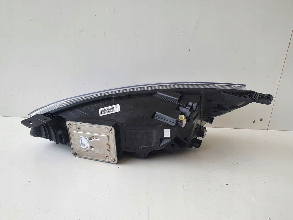 Frontscheinwerfer Ford Focus MX7B-13E014-ED Rechts Scheinwerfer Headlight