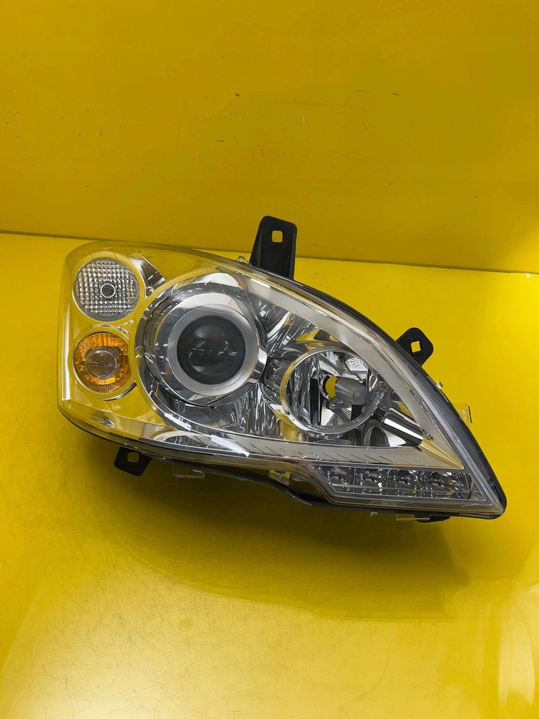 Frontscheinwerfer Mercedes-Benz Viano W639 Vito A6398202961 Xenon Rechts
