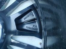 Load image into Gallery viewer, 1x Alufelge 18 Zoll 7.5" 5x112 40ET Glanz Silber 571601025K VW Tiguan Rim Wheel FEL8642737803ls