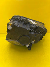 Laden Sie das Bild in den Galerie-Viewer, Frontscheinwerfer Skoda Karoq 57B941015D LED Links Scheinwerfer Headlight SCH2876820153mc