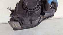 Laden Sie das Bild in den Galerie-Viewer, Frontscheinwerfer Audi A4 B7 8E0941004AM Xenon Rechts Scheinwerfer Headlight