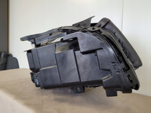 Laden Sie das Bild in den Galerie-Viewer, Frontscheinwerfer Mercedes-Benz W246 A2469066901 Links Scheinwerfer Headlight SCH3894013415lw