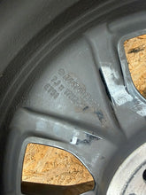 Load image into Gallery viewer, 1x Alufelge 17 Zoll 7.0" 5x112 A4474015200 Mercedes-Benz Vito W447 Rim Wheel FEL5435872212zf