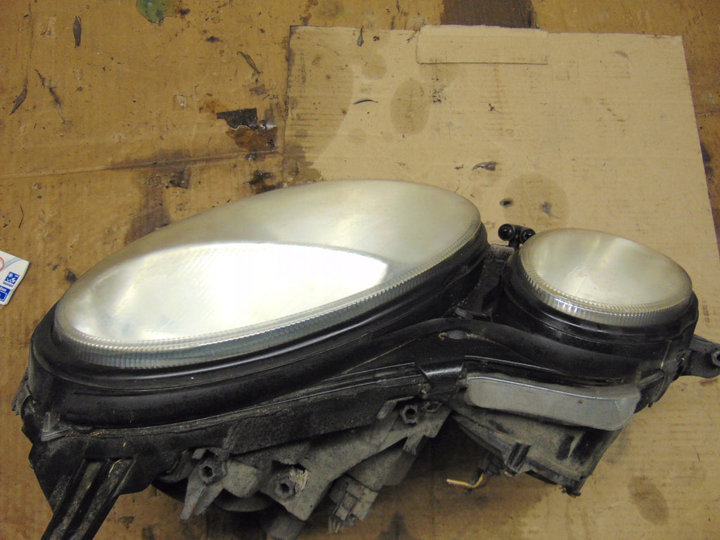 Frontscheinwerfer Mercedes-Benz W211 5DV008290-00 Xenon Links Headlight SCH2141642517cc