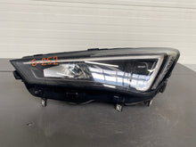 Laden Sie das Bild in den Galerie-Viewer, Frontscheinwerfer Seat Tarraco 5FJ941007F Links Scheinwerfer Headlight SCH1513956791jg