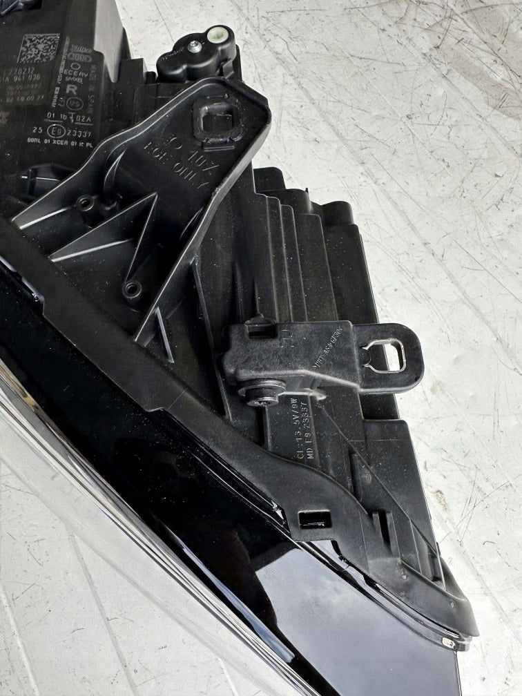 Frontscheinwerfer Audi Q2 81A941036 LED Rechts Scheinwerfer Headlight