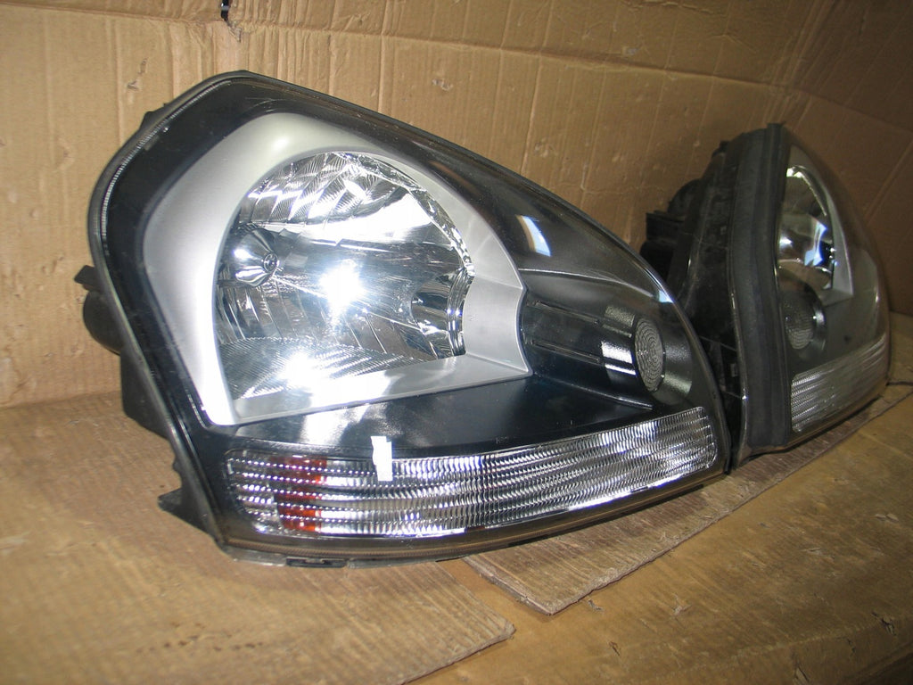 Frontscheinwerfer Hyundai Tucson 921012-2E000 LED Ein Stück (Rechts oder Links)