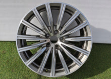 Load image into Gallery viewer, 1x Alufelge 19 Zoll 8.5" 5x112 39ET 6877024 BMW G11 G12 Rim Wheel FEL6257097522ri
