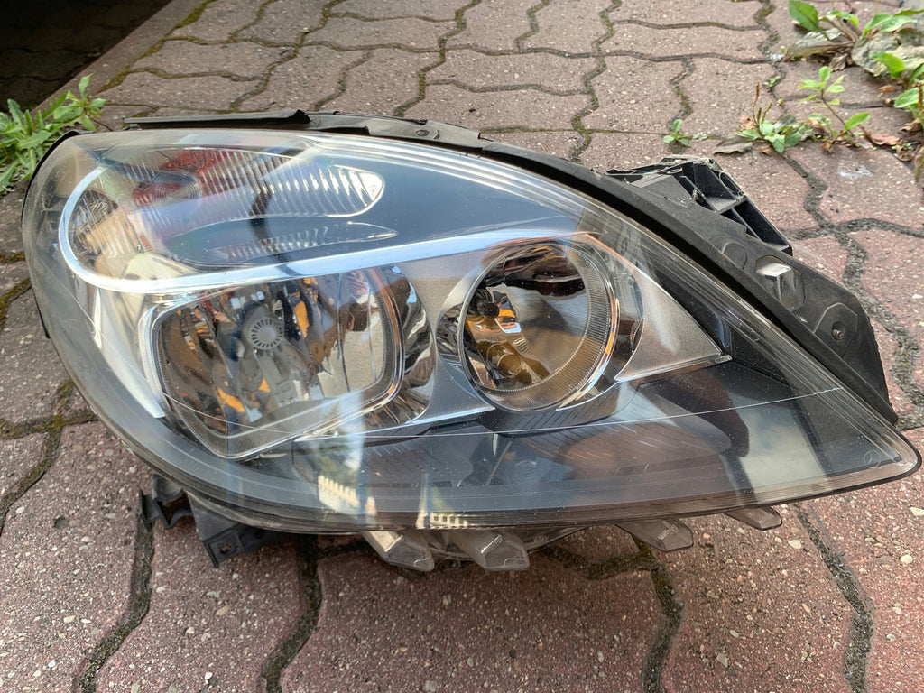 Frontscheinwerfer Mercedes-Benz W246 A2468200261 Rechts Scheinwerfer Headlight