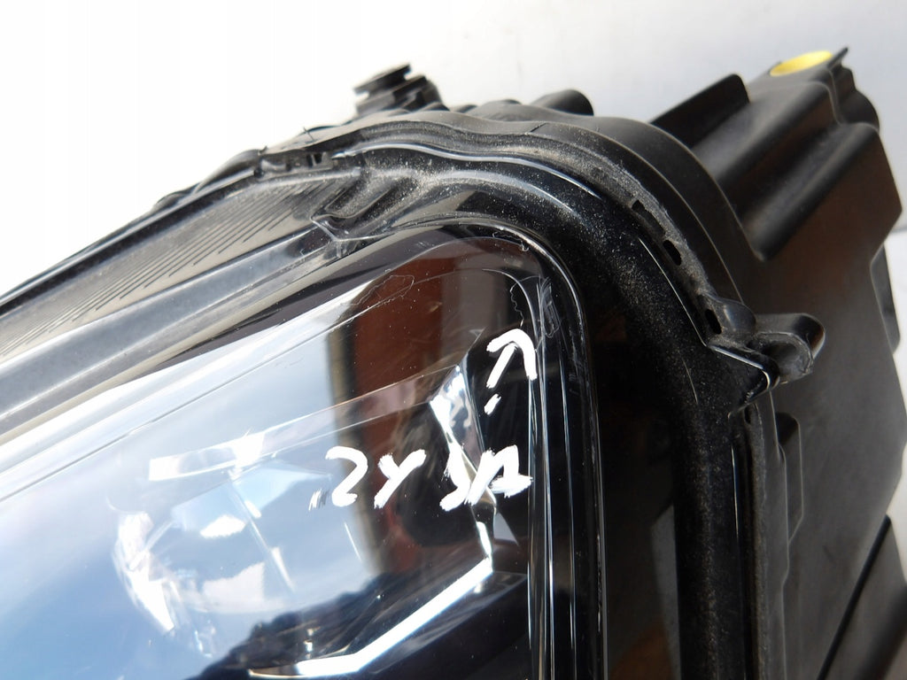 Frontscheinwerfer Skoda Karoq 57B941015F Links Scheinwerfer Headlight SCH4419196501vw