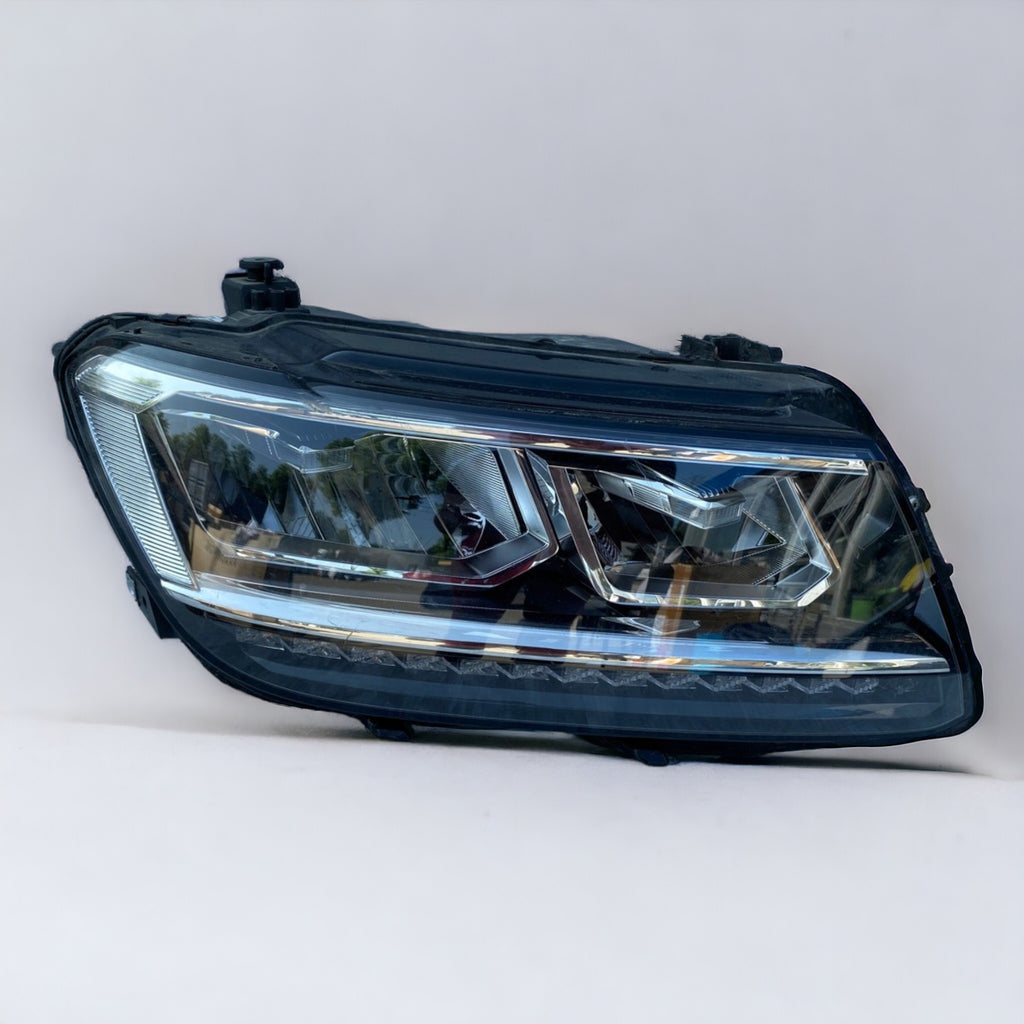 Frontscheinwerfer VW Tiguan 5NB941036D LED Rechts Scheinwerfer Headlight