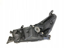 Laden Sie das Bild in den Galerie-Viewer, Frontscheinwerfer Toyota Hilux RZV67134 FALSE Scheinwerfer Headlight SCH3580841037xm