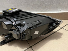 Laden Sie das Bild in den Galerie-Viewer, Frontscheinwerfer Ford Focus 4M51-13099-ED Xenon Rechts Scheinwerfer Headlight SCH1671837581tl