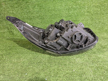 Laden Sie das Bild in den Galerie-Viewer, Frontscheinwerfer Kia Picanto CSC29087 Links Scheinwerfer Headlight SCH8623369641qi