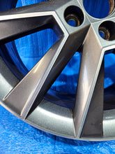 Laden Sie das Bild in den Galerie-Viewer, 1x Alufelge 17 Zoll 7.0&quot; 5x100 5JJ601025F Skoda Fabia Rapid Rim Wheel