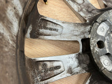 Load image into Gallery viewer, 1x Alufelge 17 Zoll 7.0" 5x112 54ET 5K0601025R VW Golf Touran Rim Wheel FEL2138226494nd