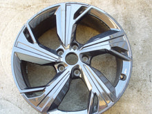Laden Sie das Bild in den Galerie-Viewer, 1x Alufelge 21 Zoll 8.5" 5x130 46ET Glanz Graphit 85E601025T Audi Etron Mg FEL6567458448gp