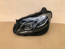 Laden Sie das Bild in den Galerie-Viewer, Frontscheinwerfer Mercedes-Benz 2139069102 Links Scheinwerfer Headlight