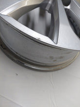 Laden Sie das Bild in den Galerie-Viewer, 1x Alufelge 16 Zoll 6.5&quot; 4x100 44ET Glanz Silber 403005287 Renault Megane Clio
