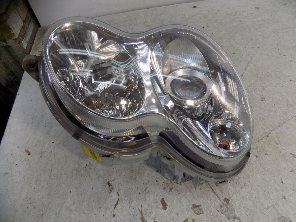 Frontscheinwerfer Mercedes-Benz W203 A2038201859 Xenon Rechts Headlight SCH6792937814gy