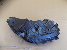 Laden Sie das Bild in den Galerie-Viewer, Frontscheinwerfer Tesla 3 1514952-00-D LED Ein Stück (Rechts oder Links)