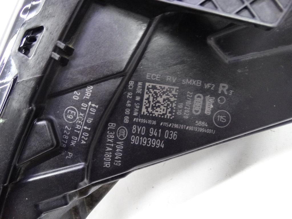 Frontscheinwerfer Audi A3 8Y0941036 LED Rechts Scheinwerfer Headlight SCH2848949723yr