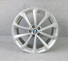 Load image into Gallery viewer, 1x Alufelge 20 Zoll 8.5" 5x112 35ET Glanz Silber 6880688 BMW X7 G07 Rim Wheel FEL6984530246ip