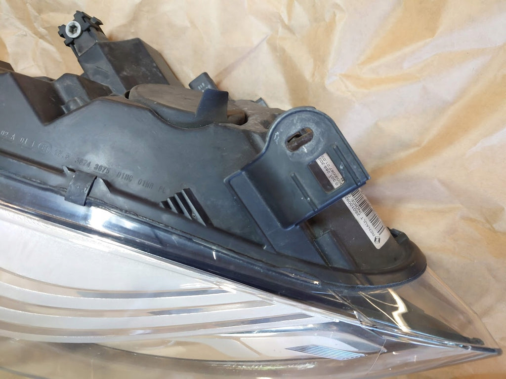 Frontscheinwerfer Renault Megane III 260100923R Rechts Scheinwerfer Headlight SCH4681574088uh