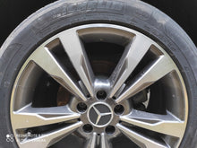 Load image into Gallery viewer, 1x Alufelge 18 Zoll 7.5&quot; 5x112 Mercedes-Benz Vito W447 Rim Wheel