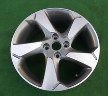 Laden Sie das Bild in den Galerie-Viewer, 1x Alufelge 17 Zoll 7.0&quot; 4x108 42,5ET Glanz Silber J1BC1007C1 Ford Fiesta