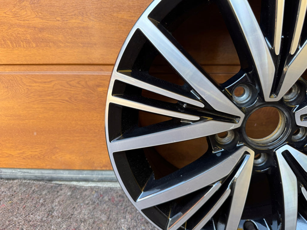 1x Alufelge 16 Zoll 6.5" 5x112 46ET 5G0601025CD VW Golf Vii Rim Wheel FEL7339797896fm