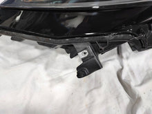 Laden Sie das Bild in den Galerie-Viewer, Frontscheinwerfer Opel Astra K 39111150 Rechts Scheinwerfer Headlight SCH9939890549ef